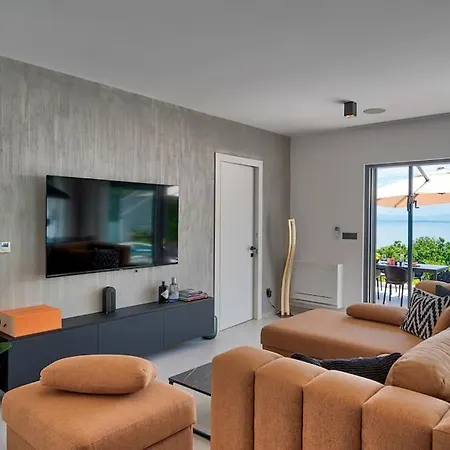 Casa Marta With Pool And Sea View Вилла