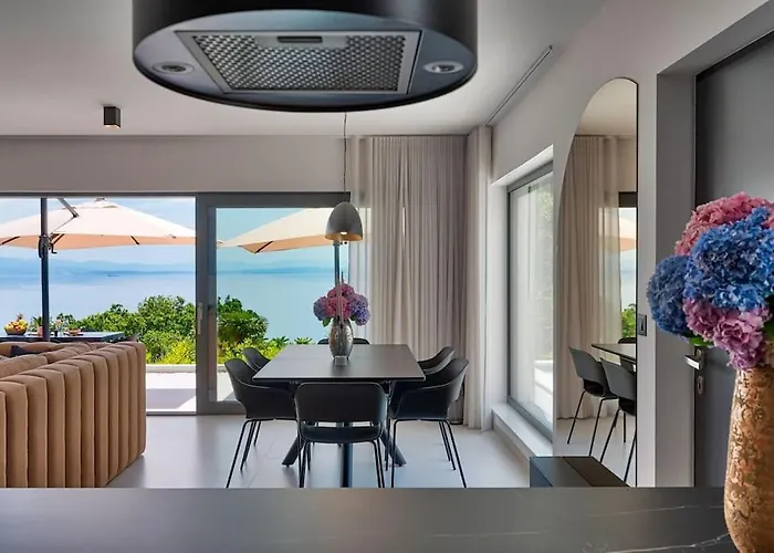 Casa Marta With Pool And Sea View Abbázia