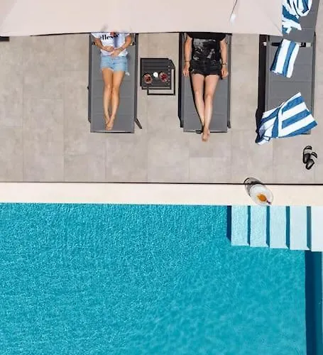 Casa Marta With Pool And Sea View 别墅