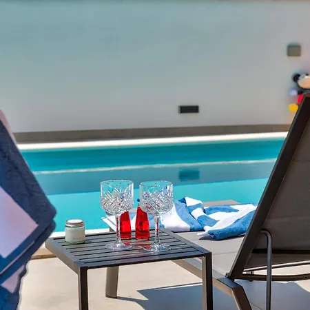Vila Casa Marta With Pool And Sea View