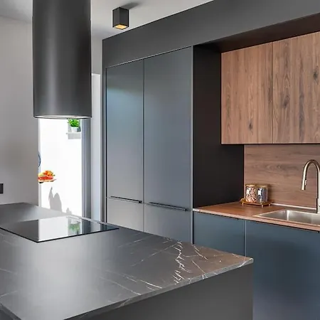 Villa Casa Marta With Pool And Sea View