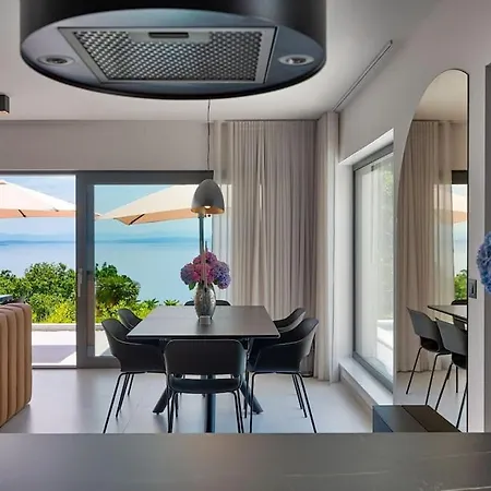 Casa Marta With Pool And Sea View Опатія