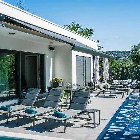 Vila Casa Marta With Pool And Sea View