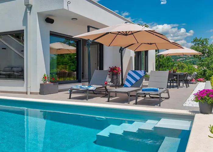 Casa Marta With Pool And Sea View Опатия