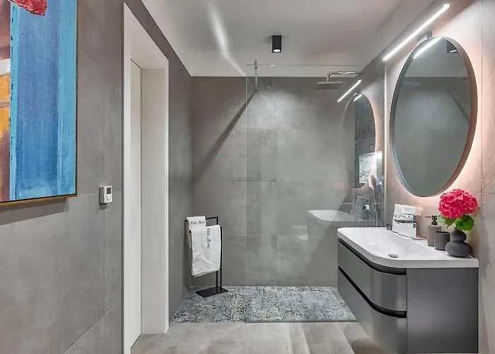 Casa Marta With Pool And Sea View Вилла