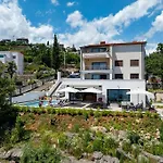 Casa Marta With Pool And Sea View 奥帕提亚